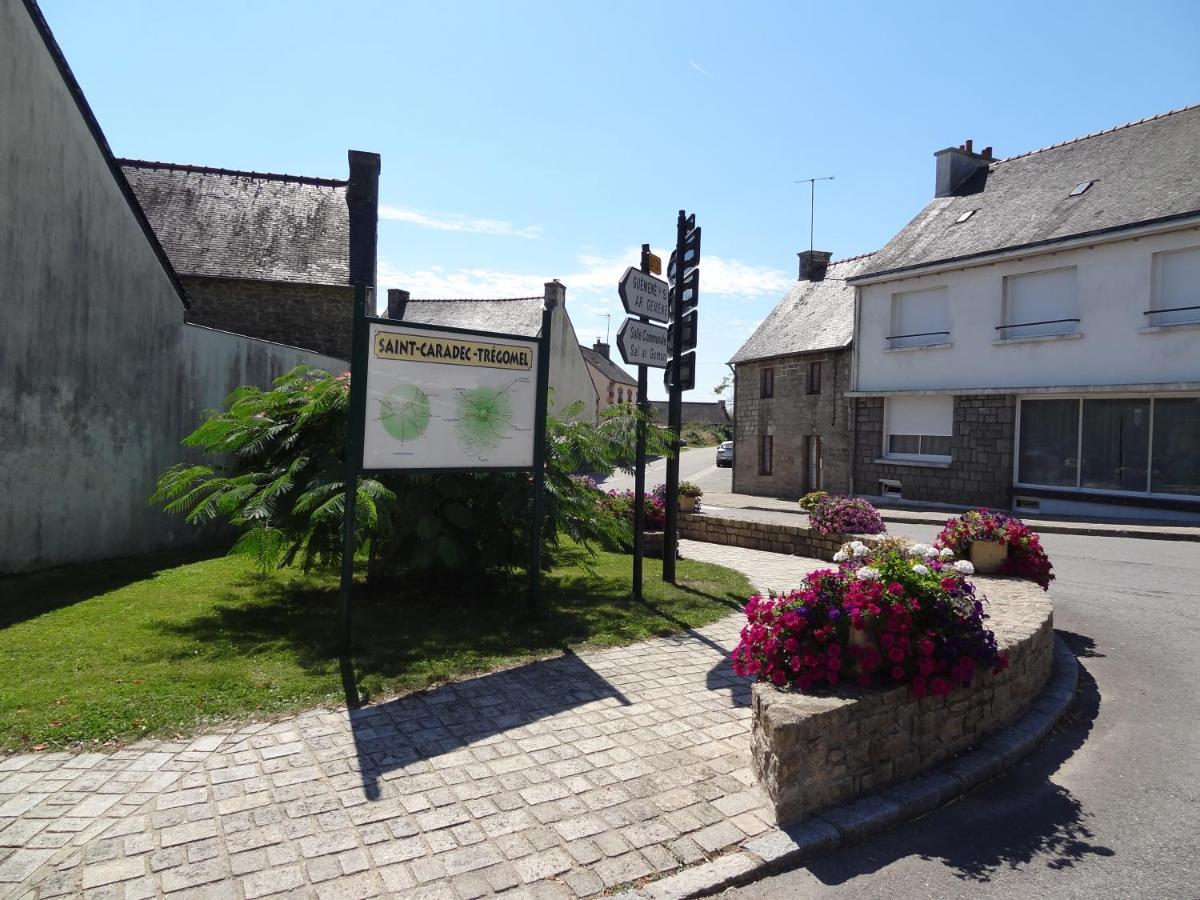 Maison cosy séjour découverte mer et campagne Saint-Caradec-Tregomel Extérieur photo