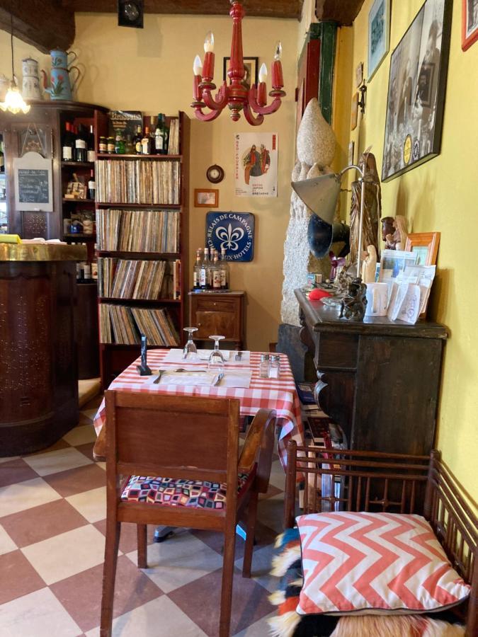 Maison cosy séjour découverte mer et campagne Saint-Caradec-Tregomel Extérieur photo